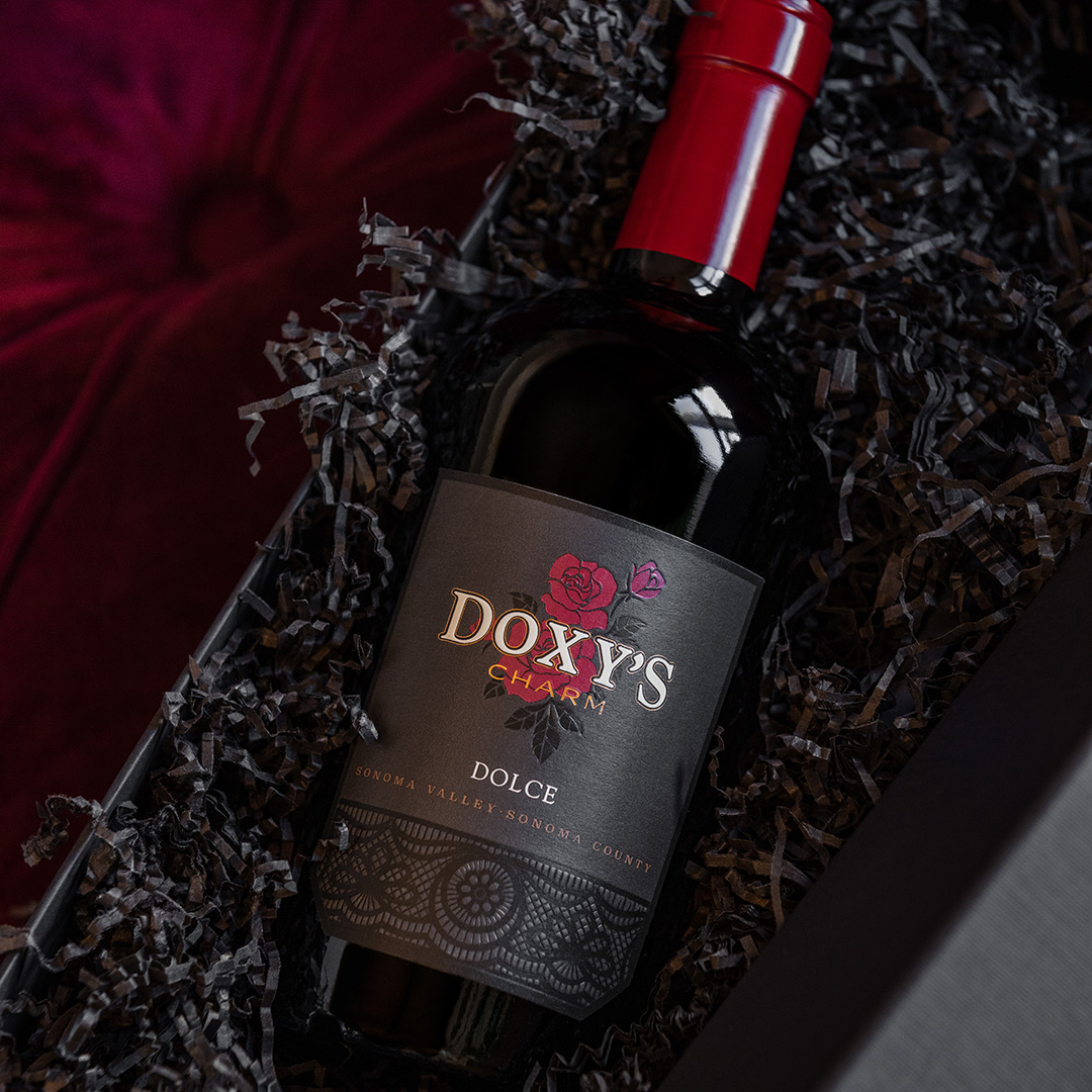 Photo of Doxy's Dolce in a gift box